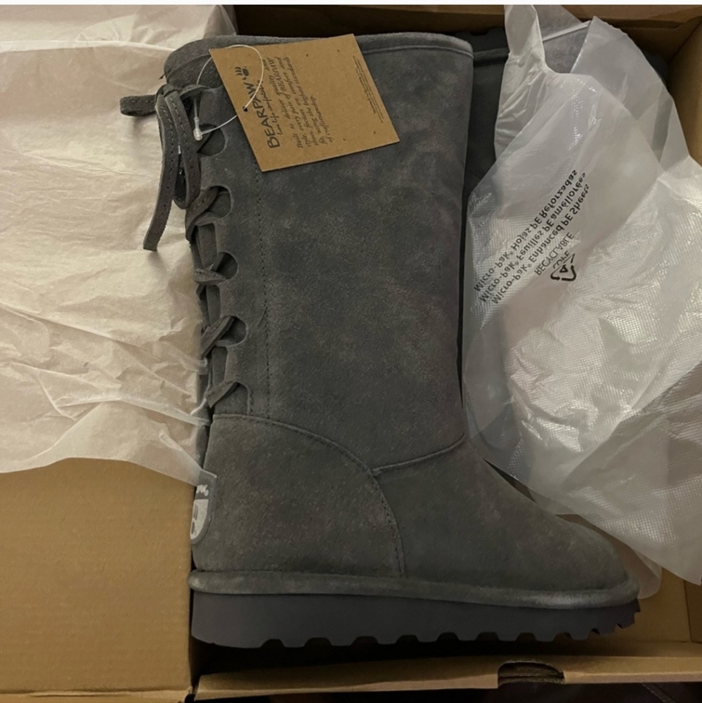 🐻‍❄NIB🐻‍❄ BEARPAW PHYLLY SUEDE SHEARLING TALL WINTER BOOTS Size 6